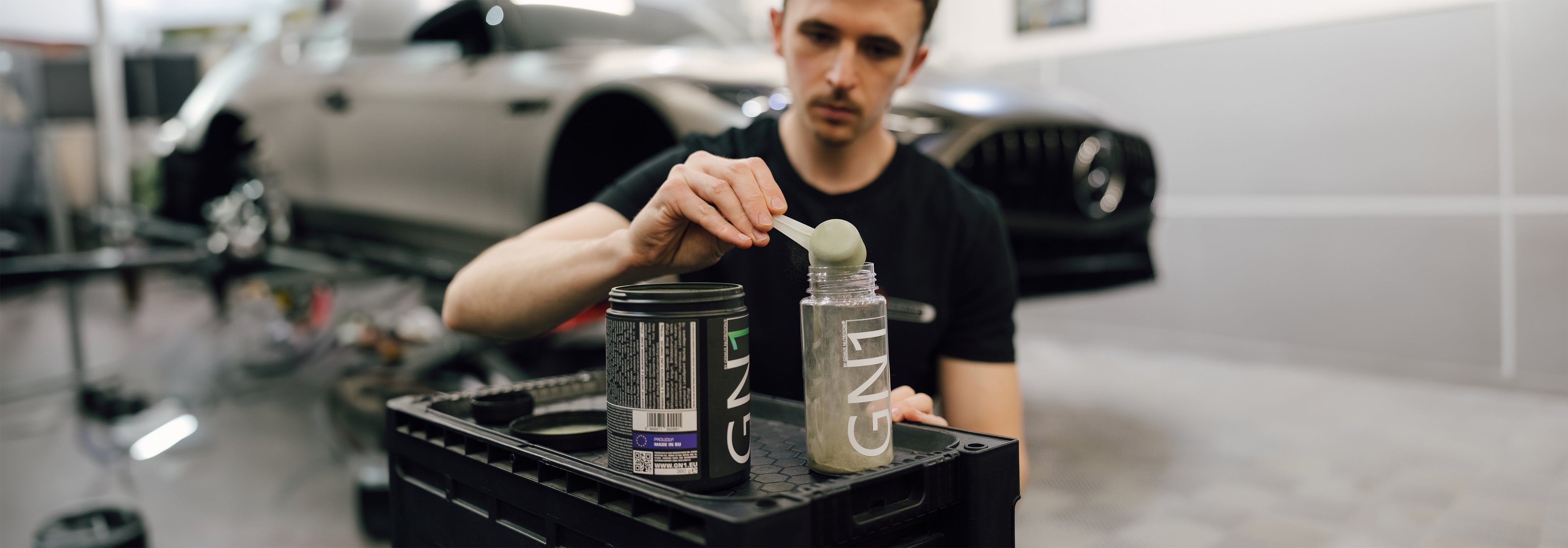 gn1_shaker_powder_scoop_wide_58c3e7b5-4eaa-40a3-9efe-2d59c246ad00.jpg